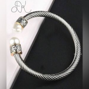 LIVE SHOWS JEWELRY